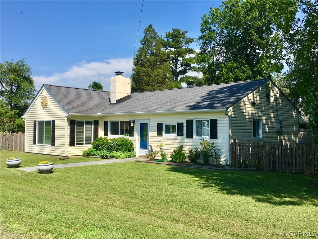 115 Hampton Road Dunnsville, VA 22454 - Photo 7 of 27 Gallery Image 7