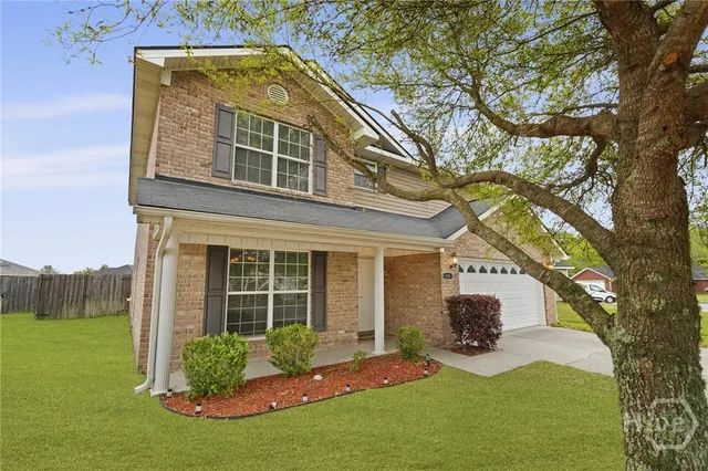 $2,350 | 220 Augusta Way, Hinesville, GA 31313