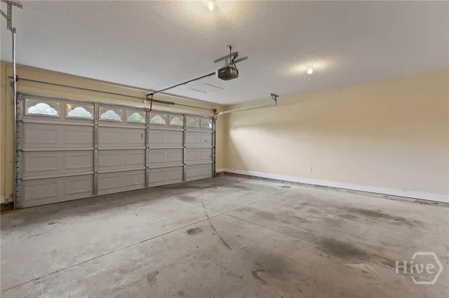 $2,350 | 220 Augusta Way, Hinesville, GA 31313