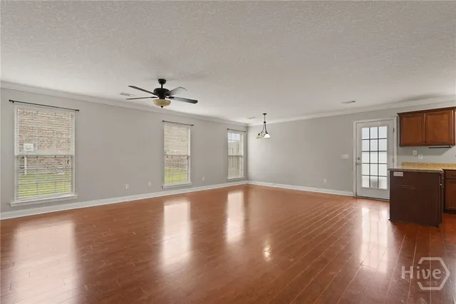 $2,350 | 220 Augusta Way, Hinesville, GA 31313