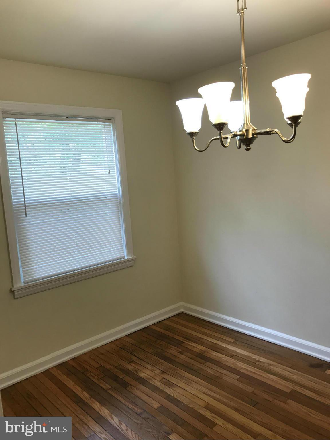 4538 Manorview Road Baltimore, MD 21229 - Photo 4 of 29 Dining Room