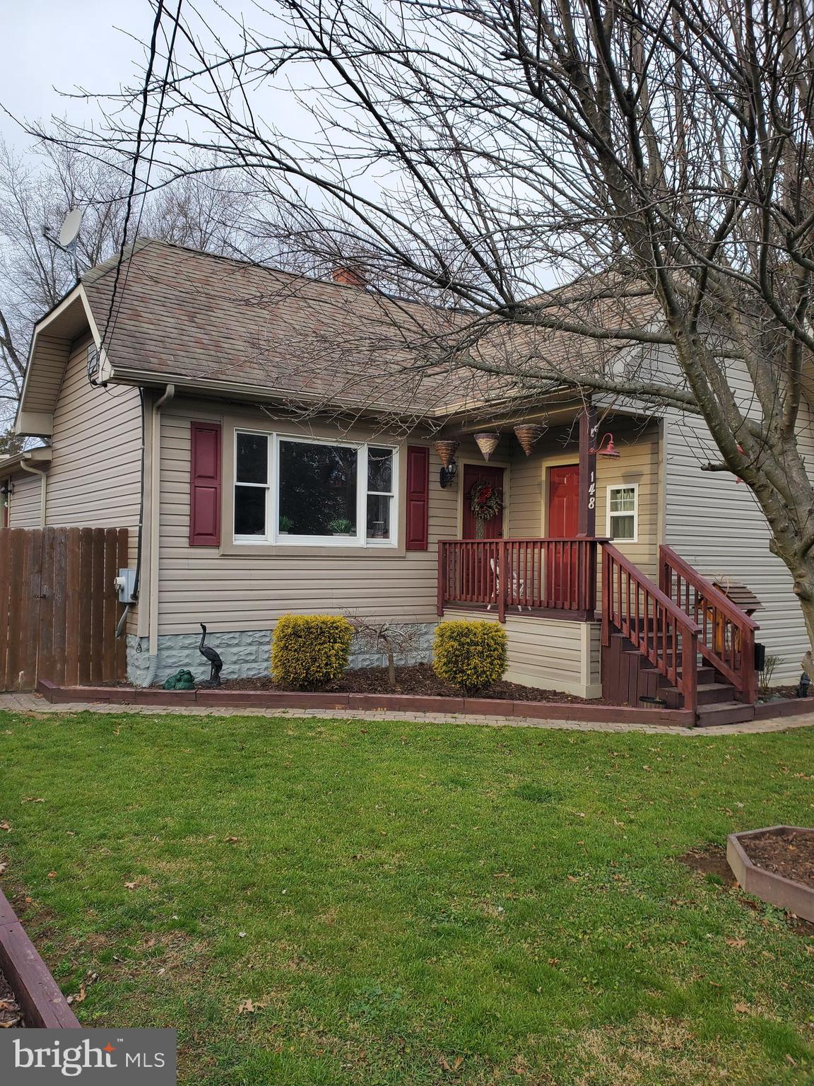 148 Post Road Aberdeen, MD 21001 - Photo 5 of 54 SIDE FRONT