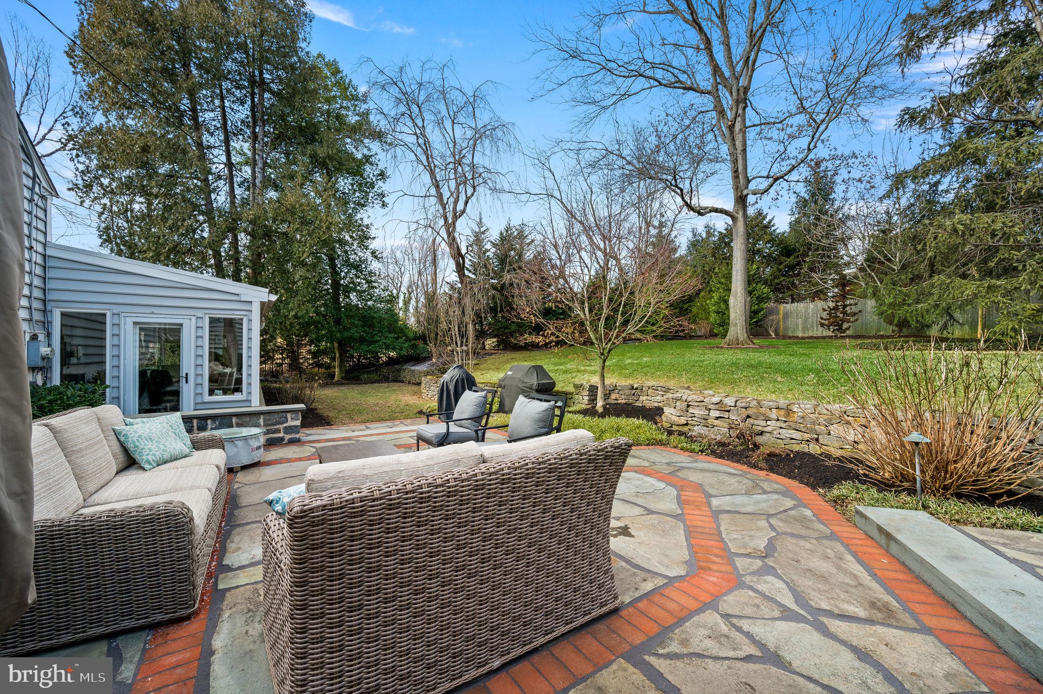 43 Crestline Road Wayne, PA 19087 - Photo 44 of 48 Patio view to rear property