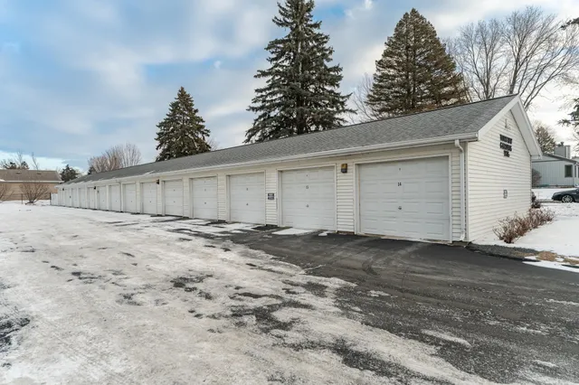 $130,000 | 1905 26th Avenue Northwest, Unit 212, Rochester, MN 55901