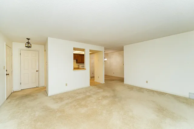 $130,000 | 1905 26th Avenue Northwest, Unit 212, Rochester, MN 55901