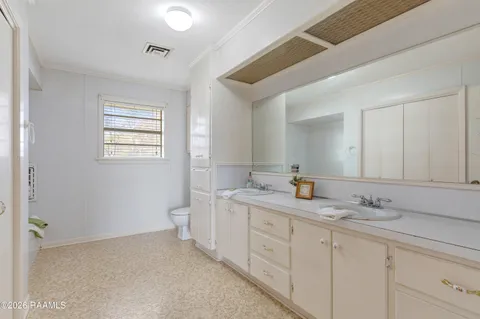 $194,500 | 208 South A Street, Duson, LA 70529