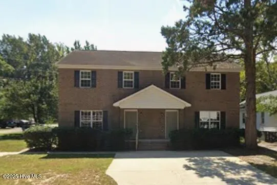 $1,800 | 114 Avery Street, Unit A, Greenville, NC 27858