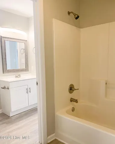 $1,600 | 114 Avery Street, Unit A, Greenville, NC 27858