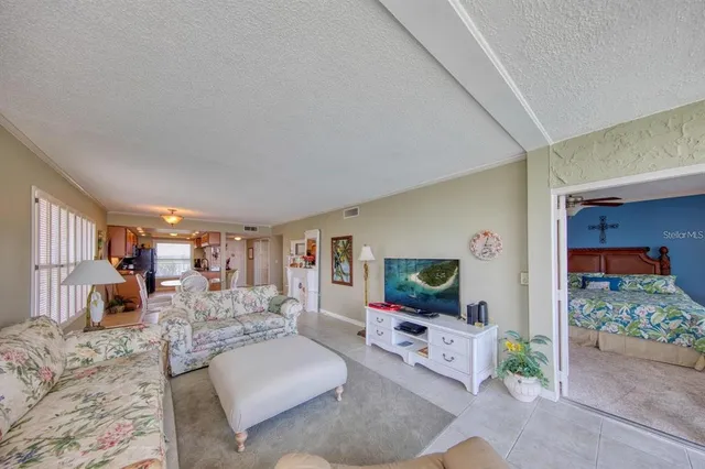 $4,500 | 105 Island Way, Unit 138, Clearwater Beach, FL 33767