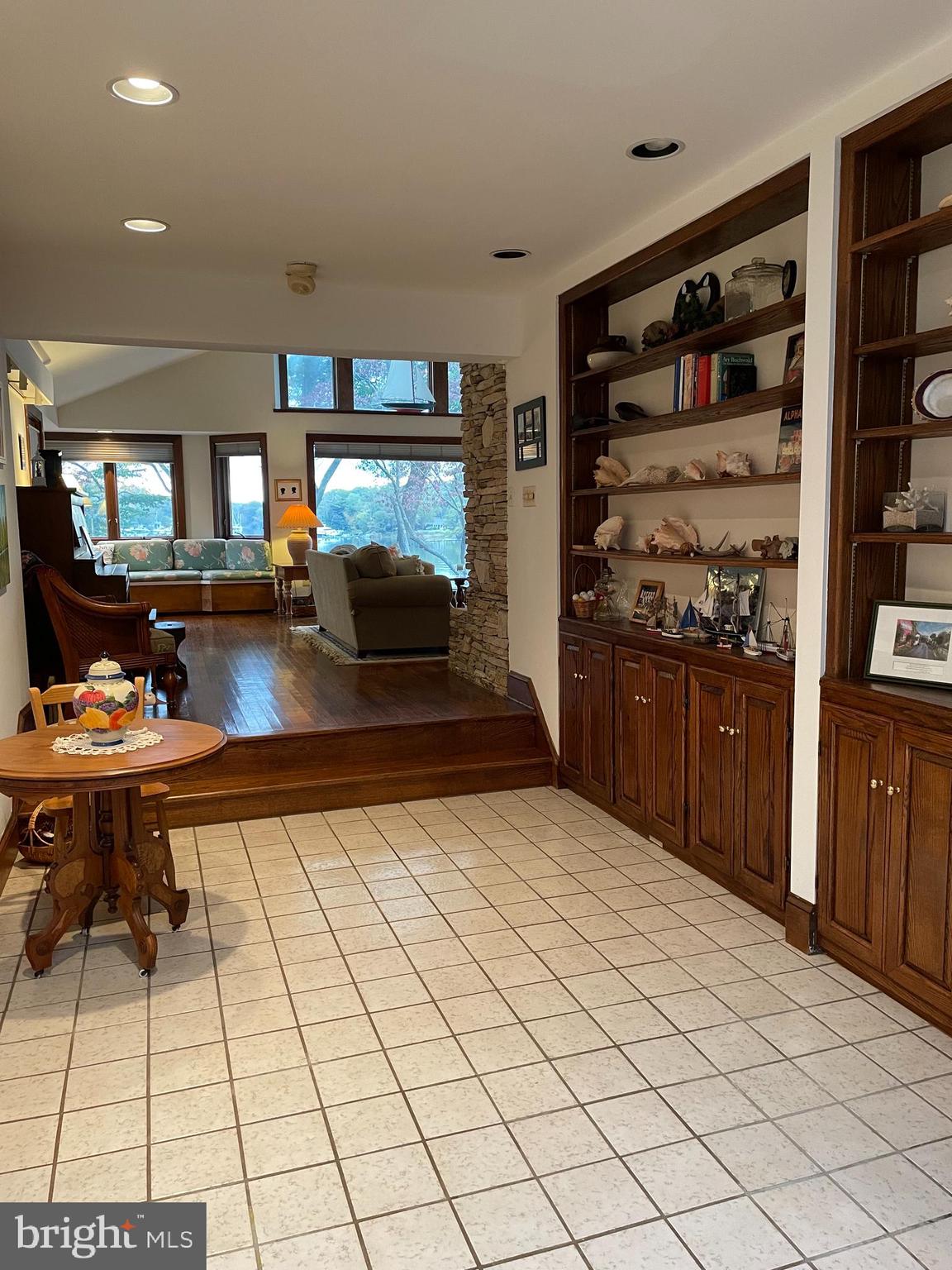 1832 Milvale Road Annapolis, MD 21409 - Photo 40 of 129 Oversized foyer with built ins