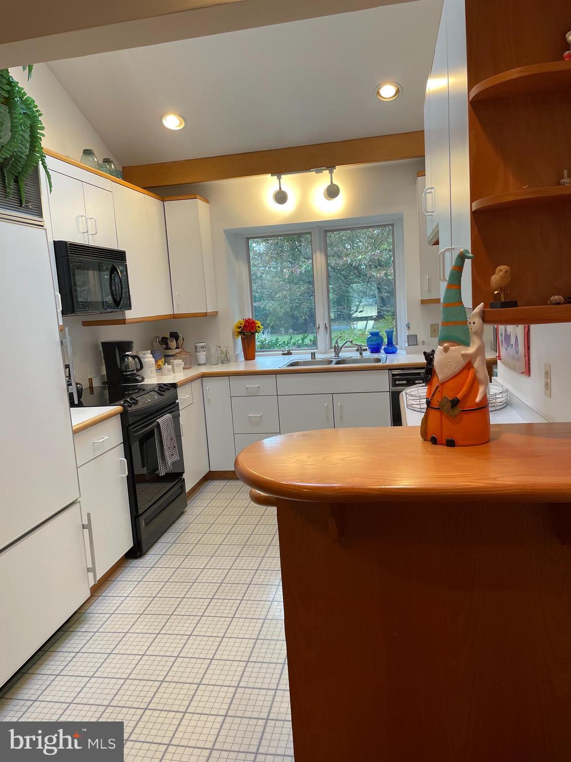 1832 Milvale Road Annapolis, MD 21409 - Photo 45 of 129 Neutral colors throughout