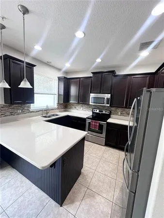 $2,300 | 9319 Strongbark Lane, Orlando, FL 32832