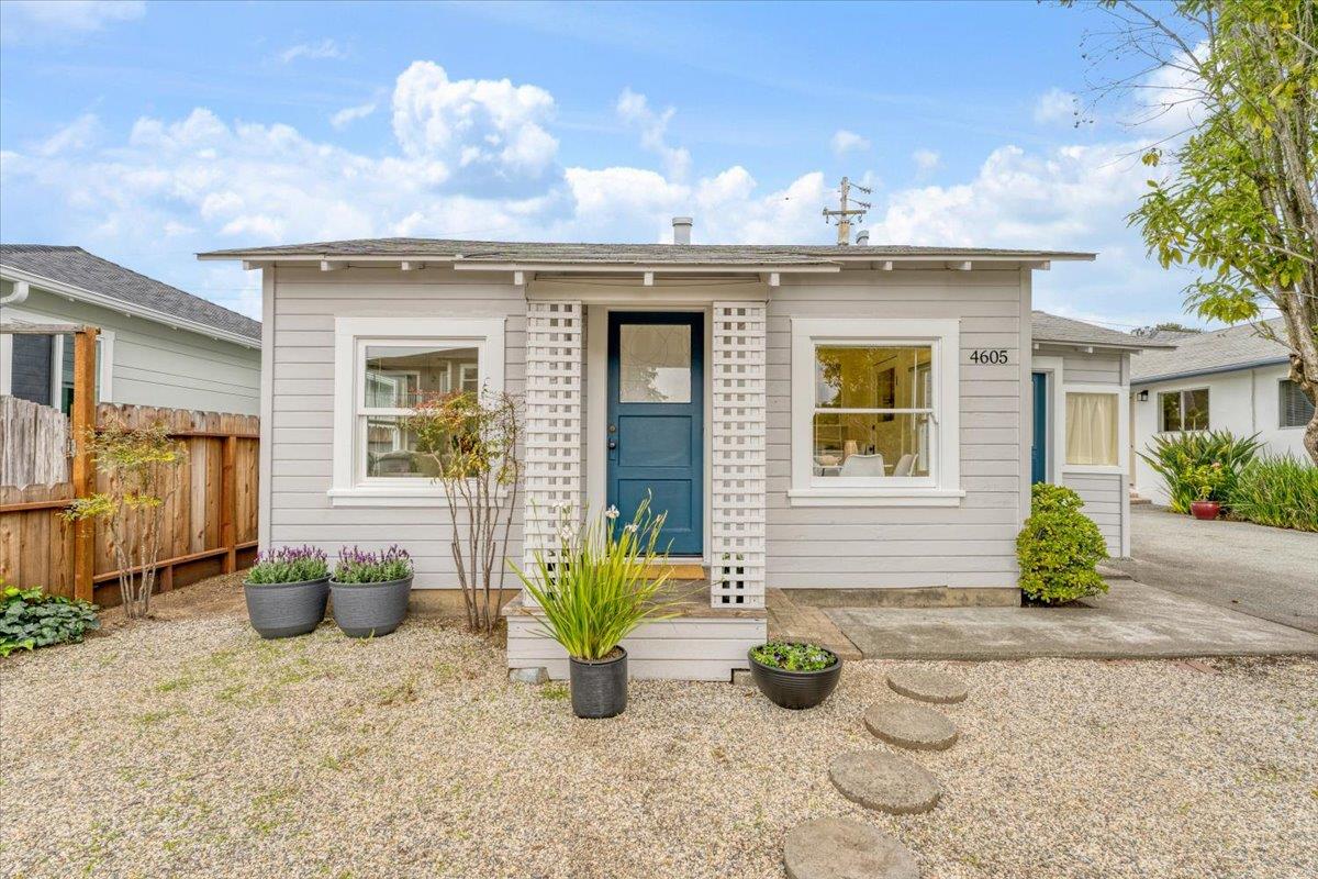 4605 Opal Street Capitola, CA 95010 - Photo 3 of 43