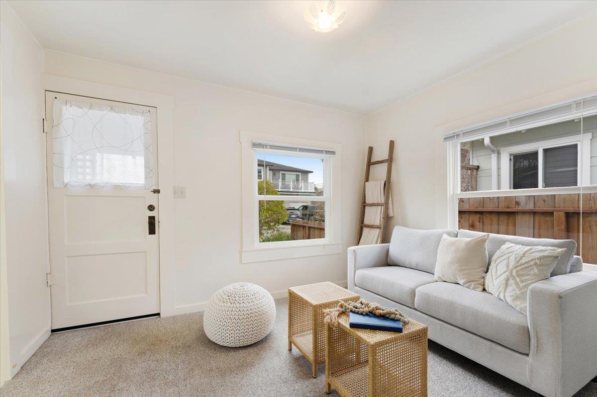 4605 Opal Street Capitola, CA 95010 - Photo 7 of 43