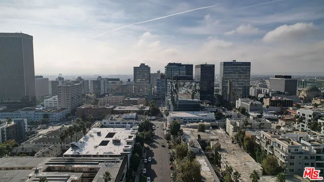 $360,000 | 525 South Ardmore Avenue, Unit 221, Los Angeles, CA 90020