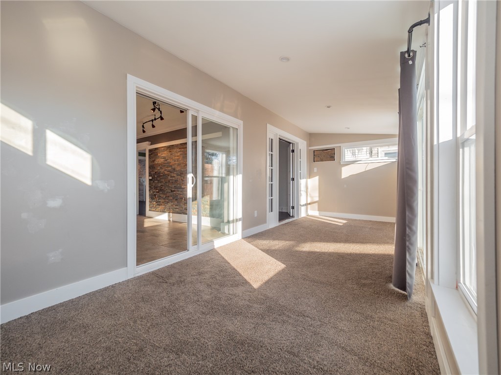 1114 Waverly Road Sandusky, OH 44870 - Photo 17 of 35 Gallery Image 17