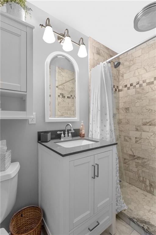 409 Golden Grove Road Baden, PA 15005 - Photo 22 of 25 En-suite bath! NEW NEW NEW