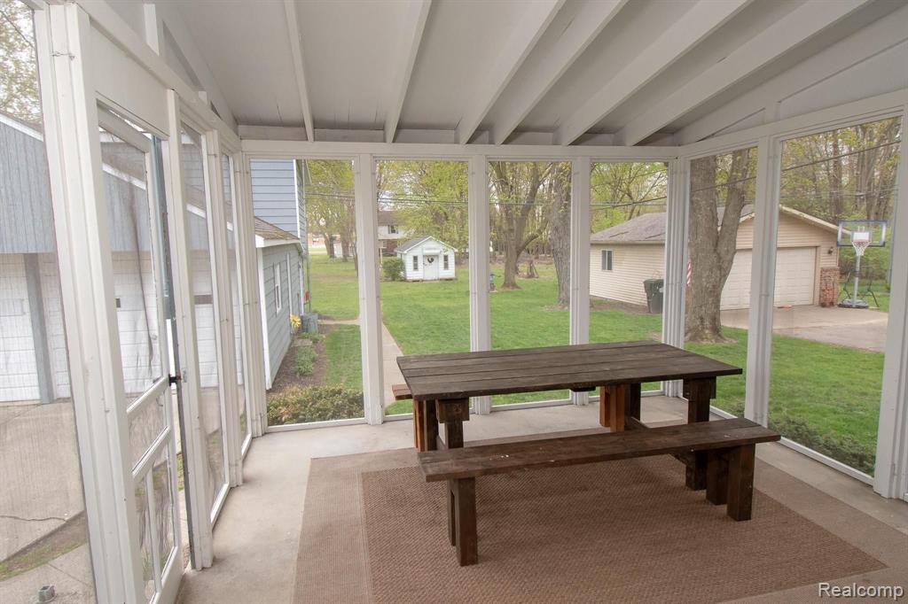 274 Red Oak Lane Rochester Hills, MI 48307 - Photo 22 of 24