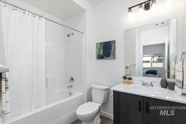 $16,750,000 | 9848 West Sand Hill Drive, Nampa, ID 83687