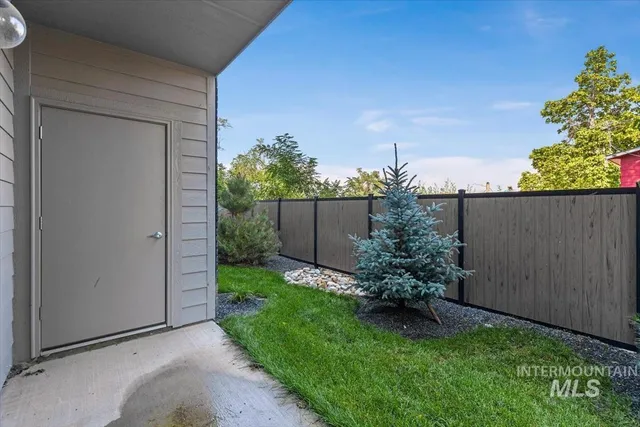 $16,750,000 | 9848 West Sand Hill Drive, Nampa, ID 83687