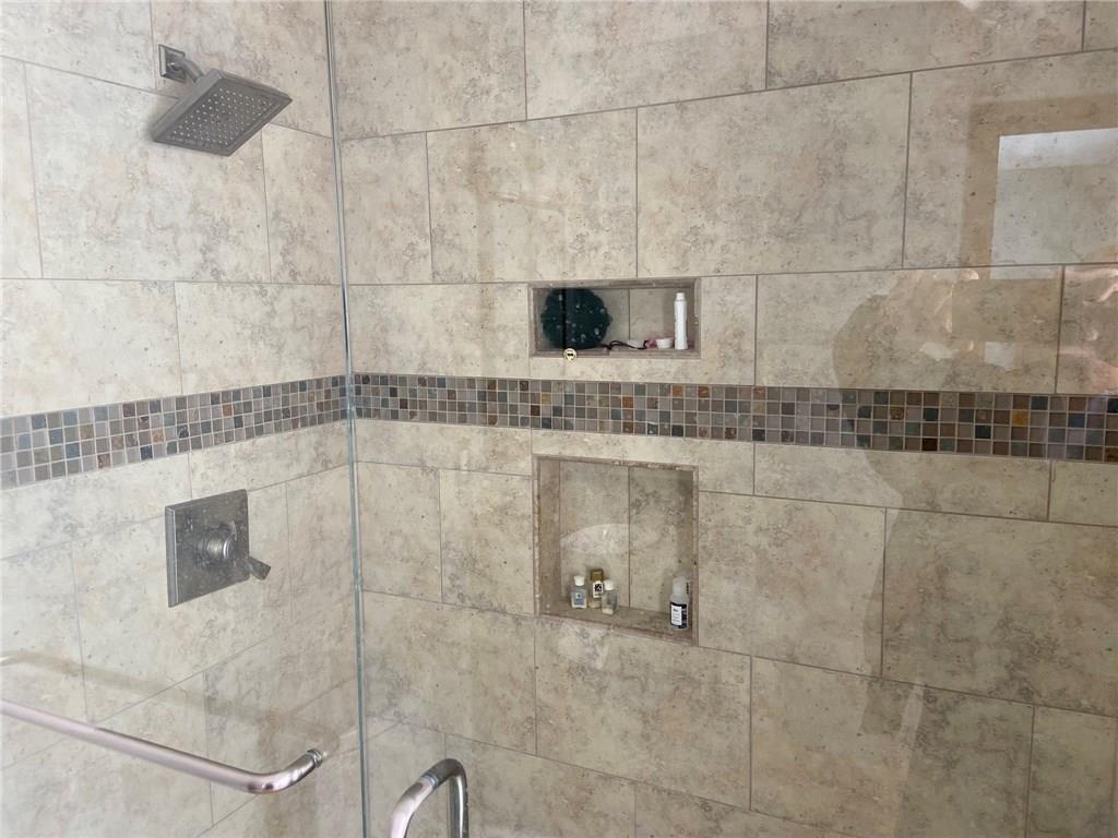 2038 Bechtel Road Indianapolis, IN 46260 - Photo 23 of 26 Gallery Image 23