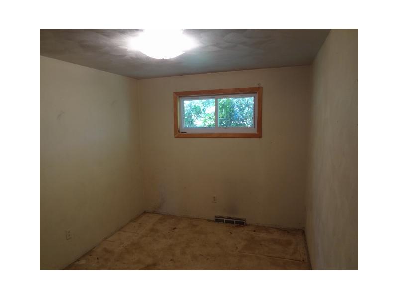420 Sandy Hill Road Valencia, PA 16059 - Photo 16 of 19 Bedroom.