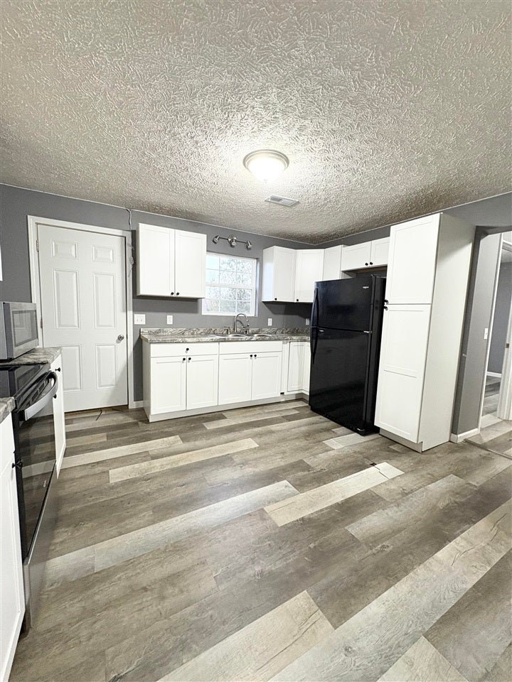 458 Love Lee Road Morgantown, KY 42261 - Photo 5 of 18 Gallery Image 5