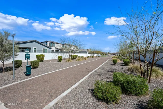 $469,500 | 2335 East Levi Drive, Phoenix, AZ 85040