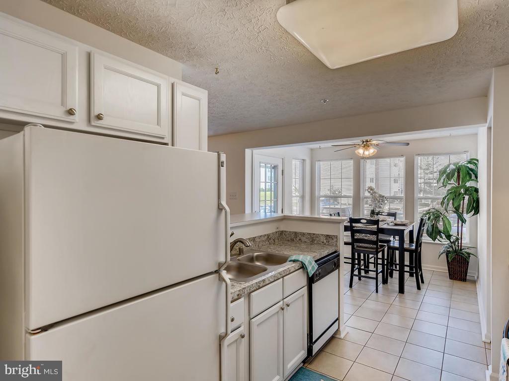8241 Poplar Mill Road, Unit 8241 Baltimore, MD 21236 - Photo 9 of 26 KIT HAS DOUBLE SINKS & LG SEPARATE PANTRY!