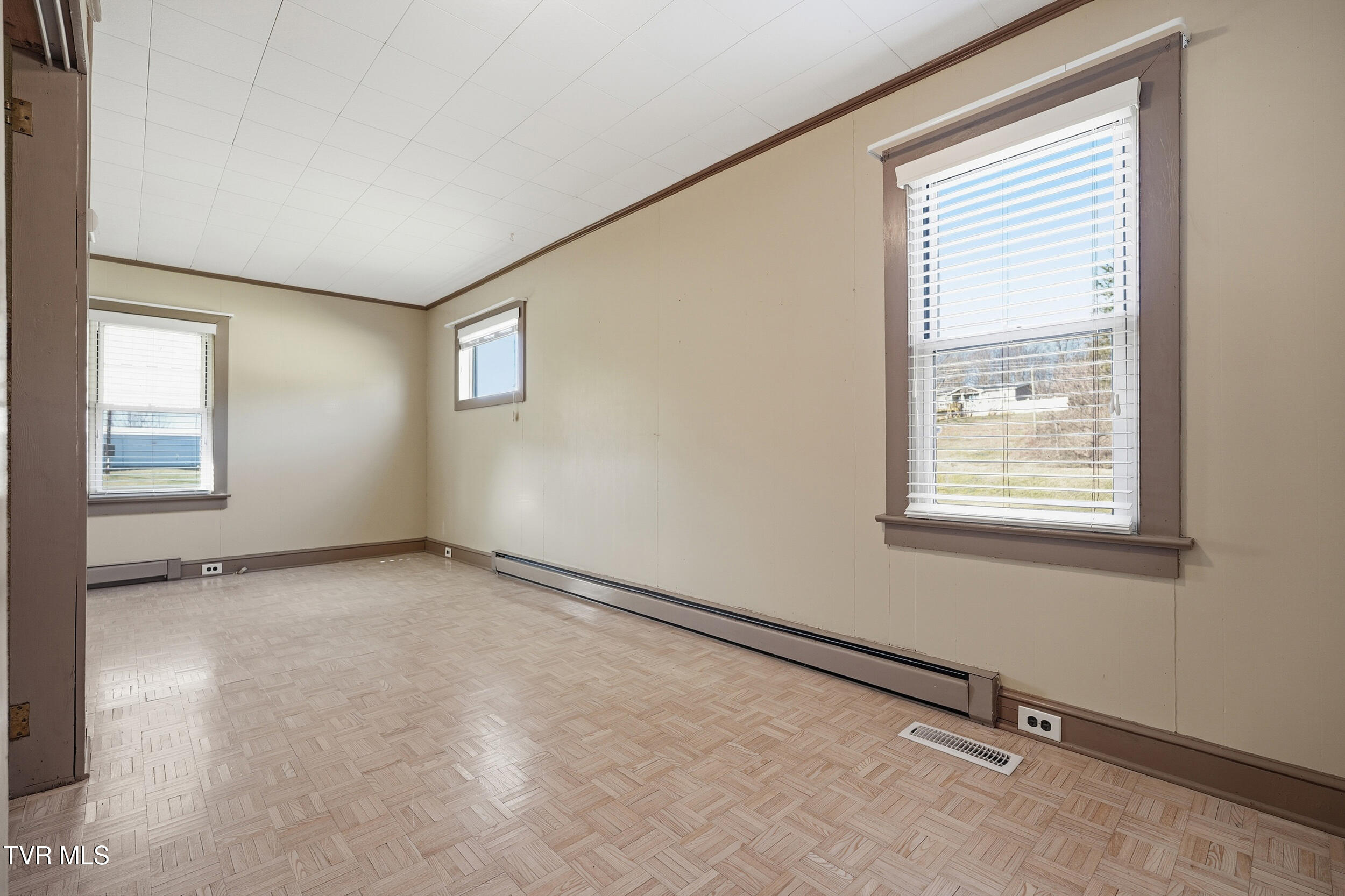 16112 Wyndale Road Abingdon, VA 24210 - Photo 18 of 26 bedroom1