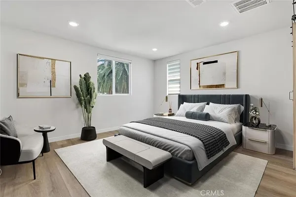 $4,695 | 14700 Sherman, Van Nuys, CA 91405