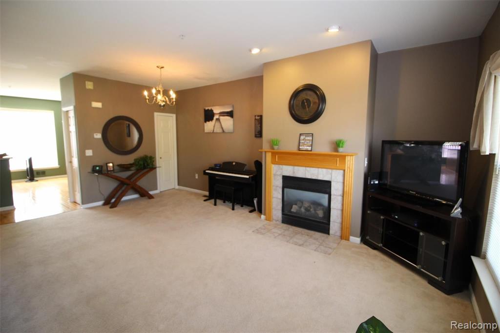 716 Cherry Orchard Road Canton, MI 48188 - Photo 8 of 19