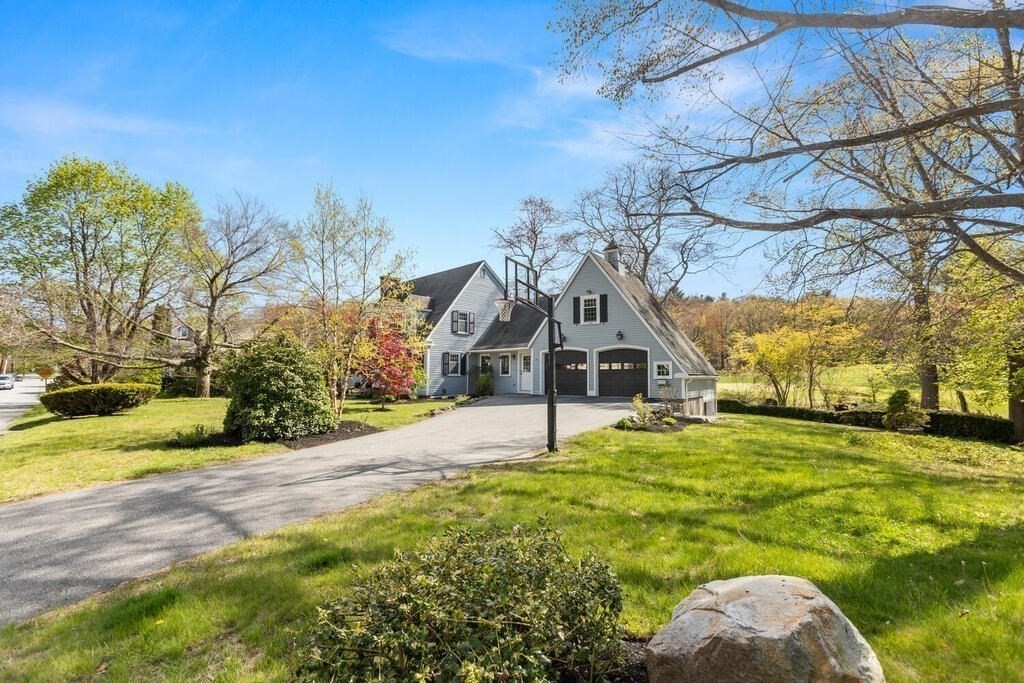 14 Milk Street Lexington, MA 02421 - Photo 4 of 33