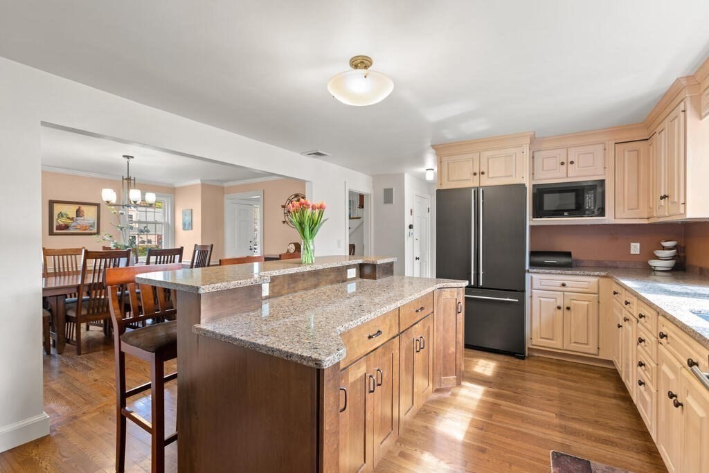 14 Milk Street Lexington, MA 02421 - Photo 10 of 33