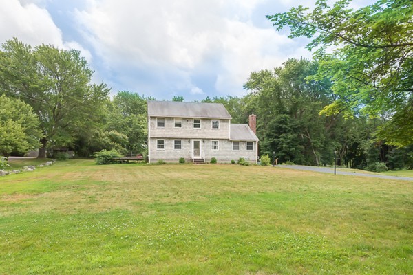 27 Mudnock Road Salisbury, MA 01952 - Photo 4 of 12