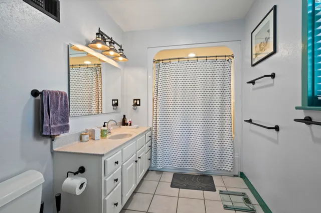 $234,900 | 338 State Street, Marinette, WI 54143