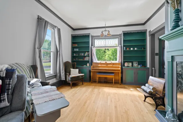 $234,900 | 338 State Street, Marinette, WI 54143