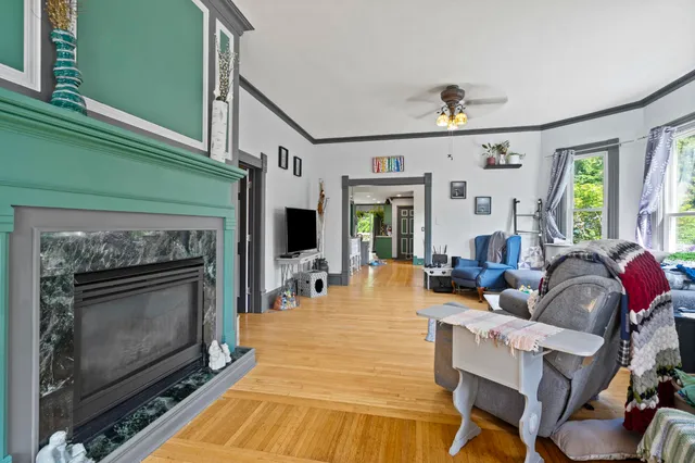 $234,900 | 338 State Street, Marinette, WI 54143