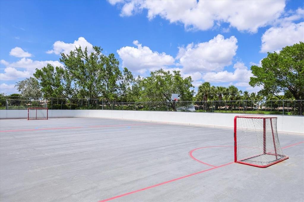 1441 Cardinal Way Weston, FL 33327 - Photo 76 of 96