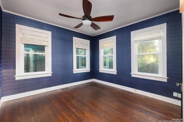 $2,750 | 418 West Rosewood Avenue, San Antonio, TX 78212