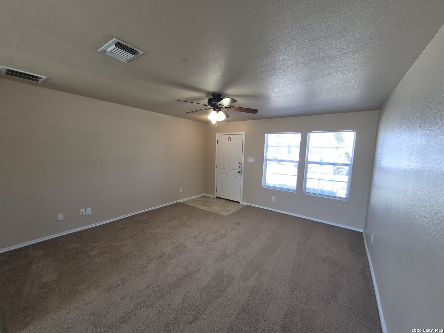 3954 Key W Way Converse, TX 78109 - Photo 4 of 38 Gallery Image 4