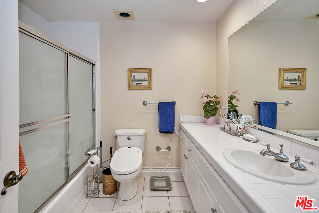 4516 Ramsdell Avenue, Unit 129 La Crescenta, CA 91214 - Photo 11 of 42