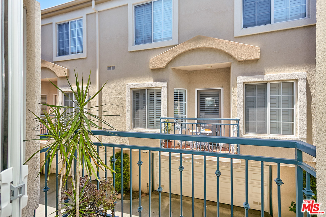 4516 Ramsdell Avenue, Unit 129 La Crescenta, CA 91214 - Photo 4 of 42