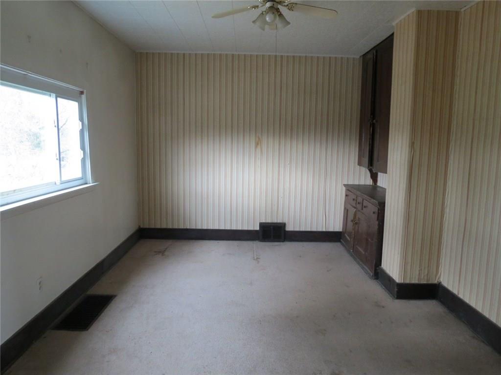 303 Laureldale Road Perryopolis, PA 15473 - Photo 6 of 11