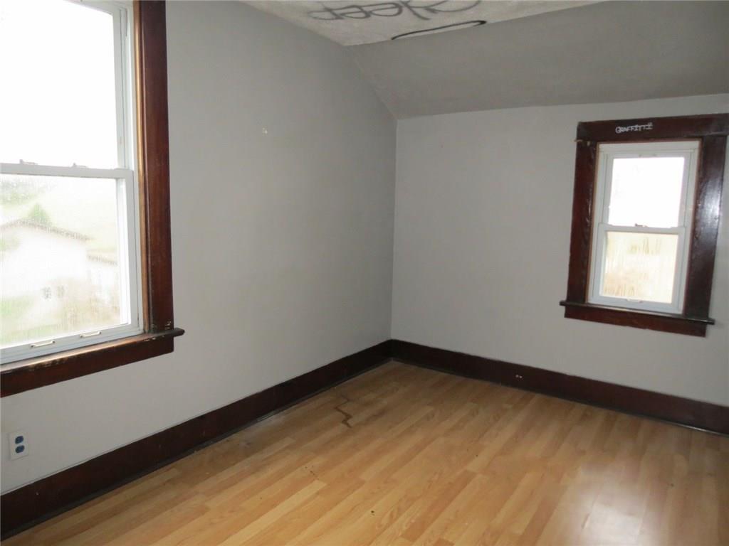 303 Laureldale Road Perryopolis, PA 15473 - Photo 9 of 11