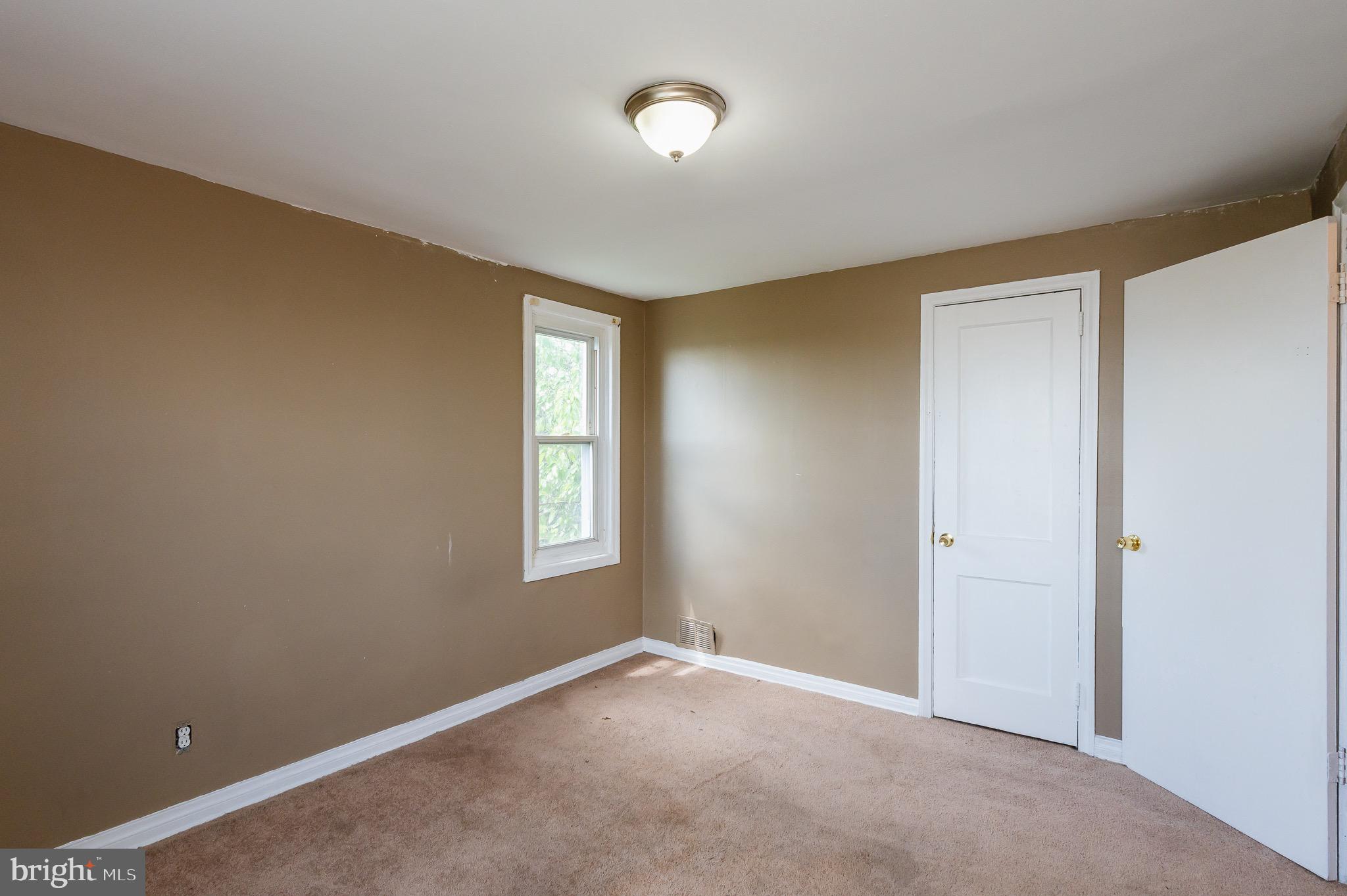 7533 Berkshire Road Baltimore, MD 21224 - Photo 15 of 35