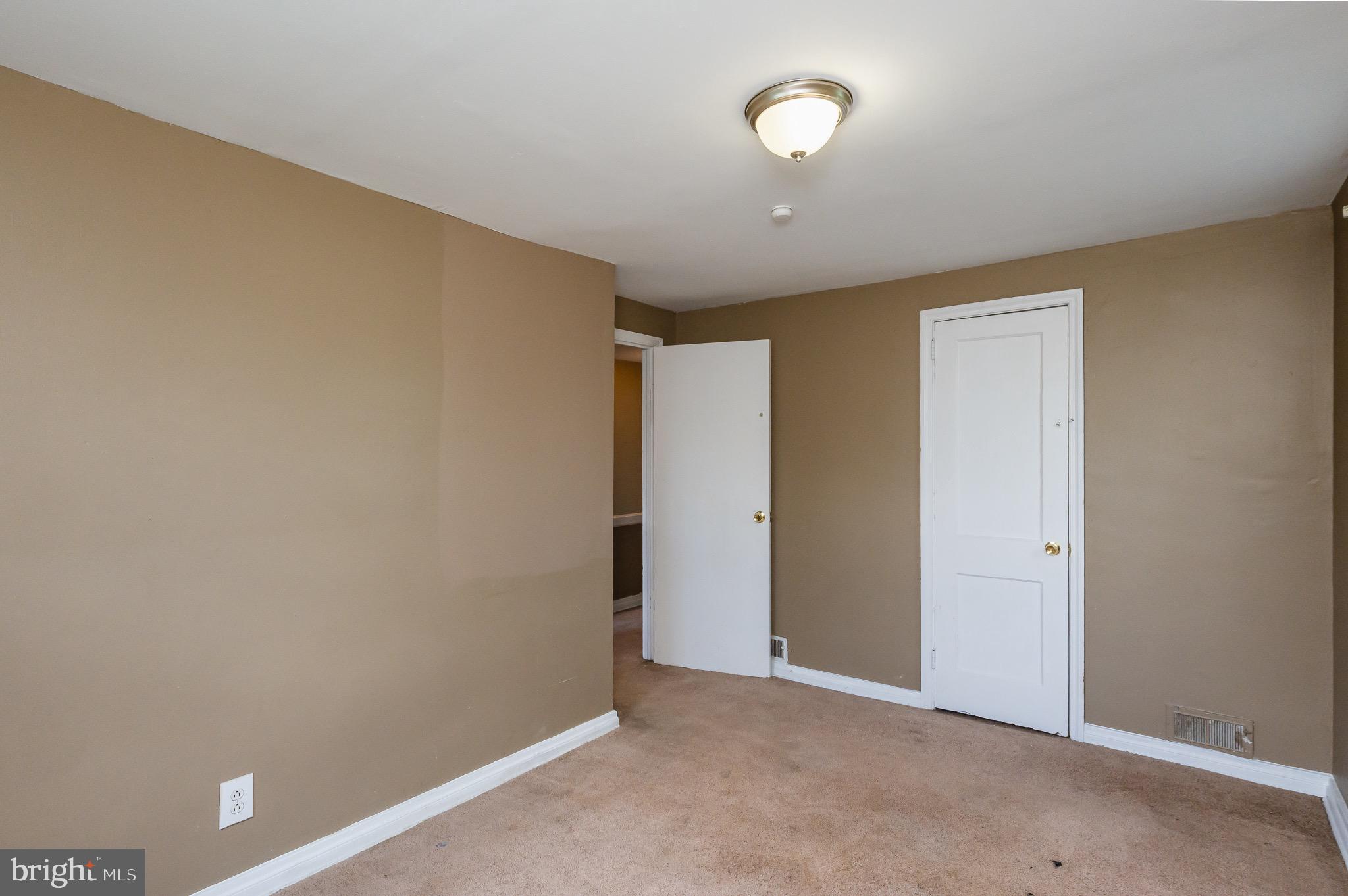 7533 Berkshire Road Baltimore, MD 21224 - Photo 19 of 35