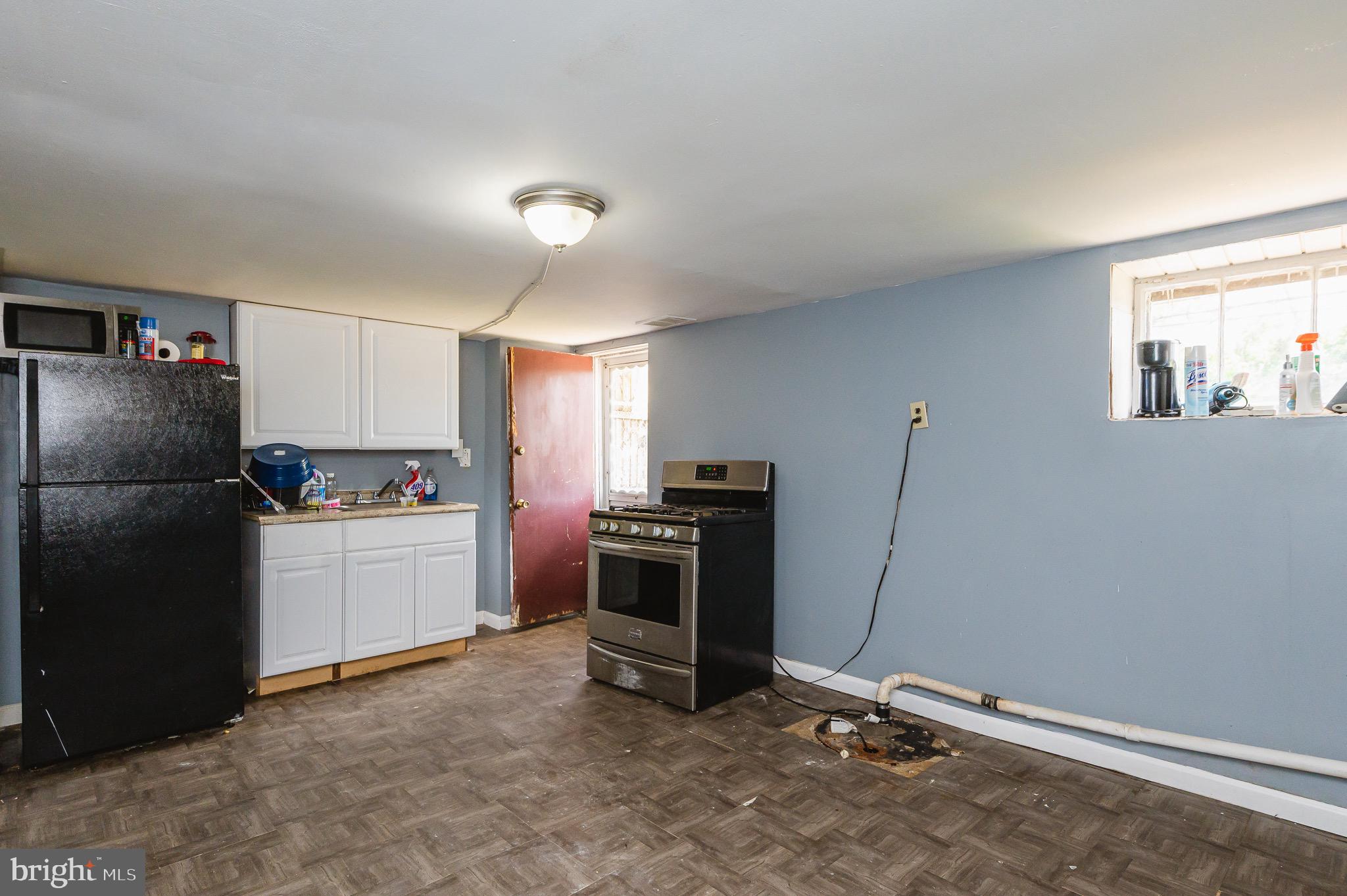 7533 Berkshire Road Baltimore, MD 21224 - Photo 26 of 35