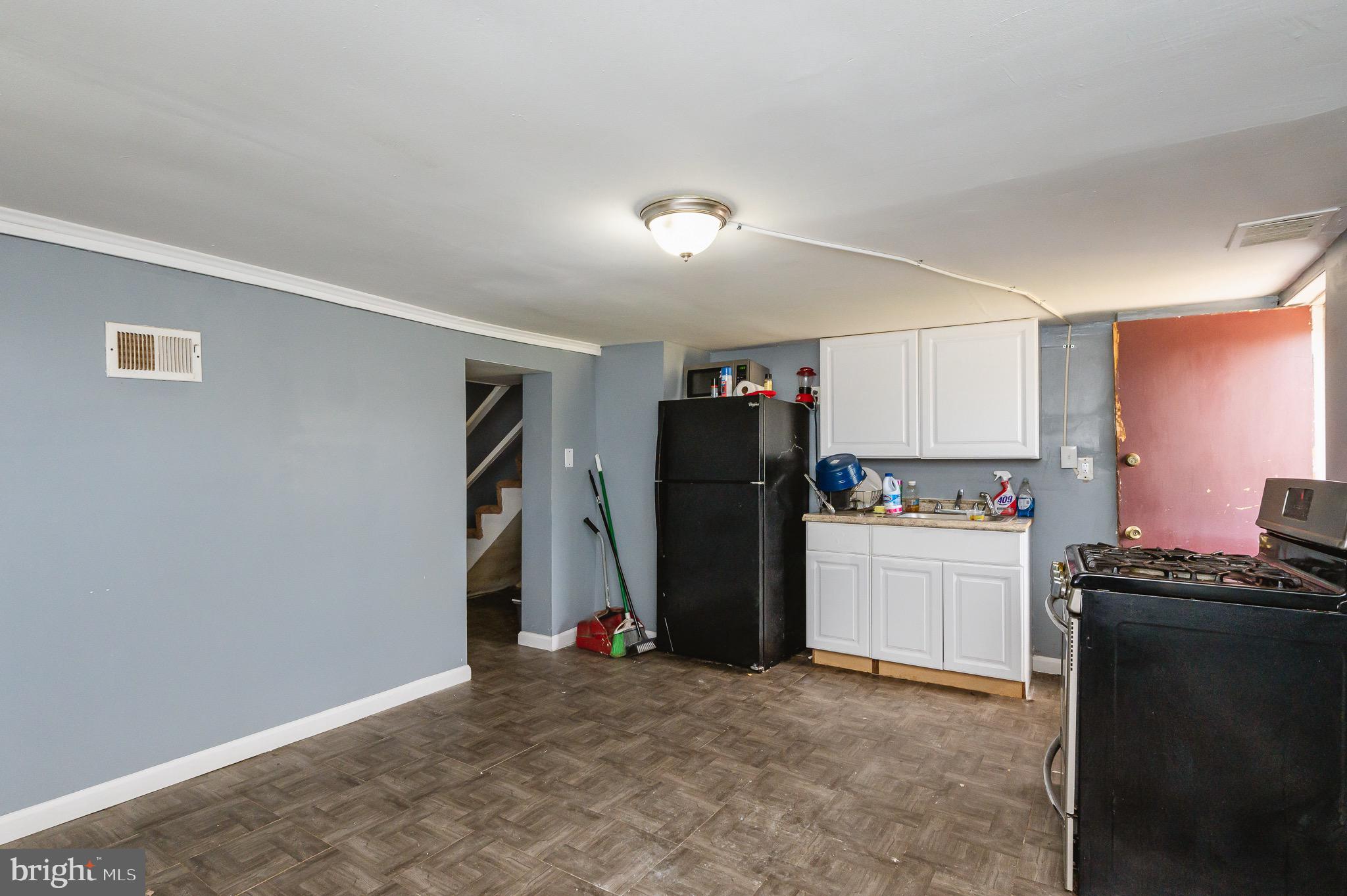 7533 Berkshire Road Baltimore, MD 21224 - Photo 27 of 35