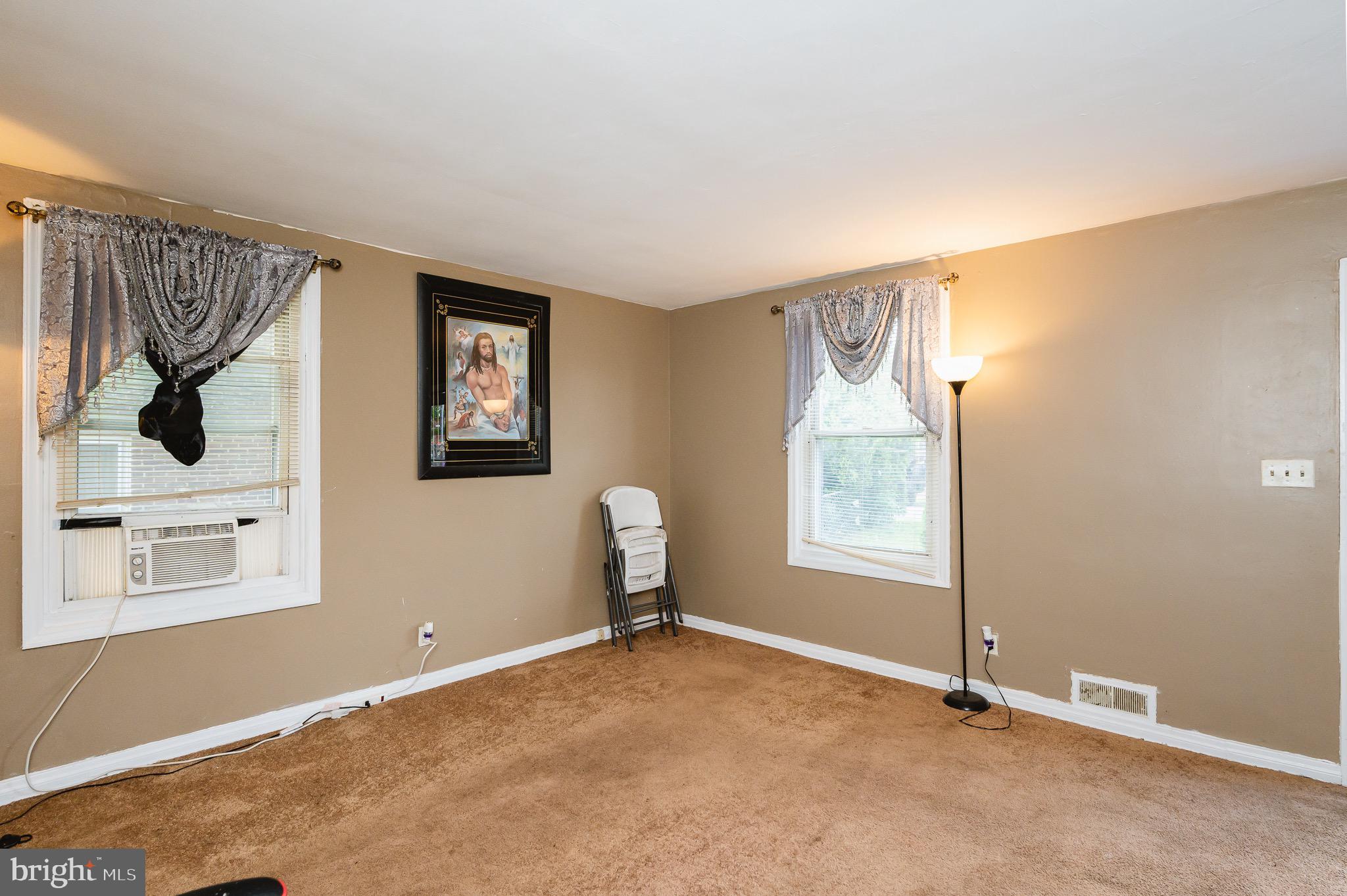 7533 Berkshire Road Baltimore, MD 21224 - Photo 7 of 35